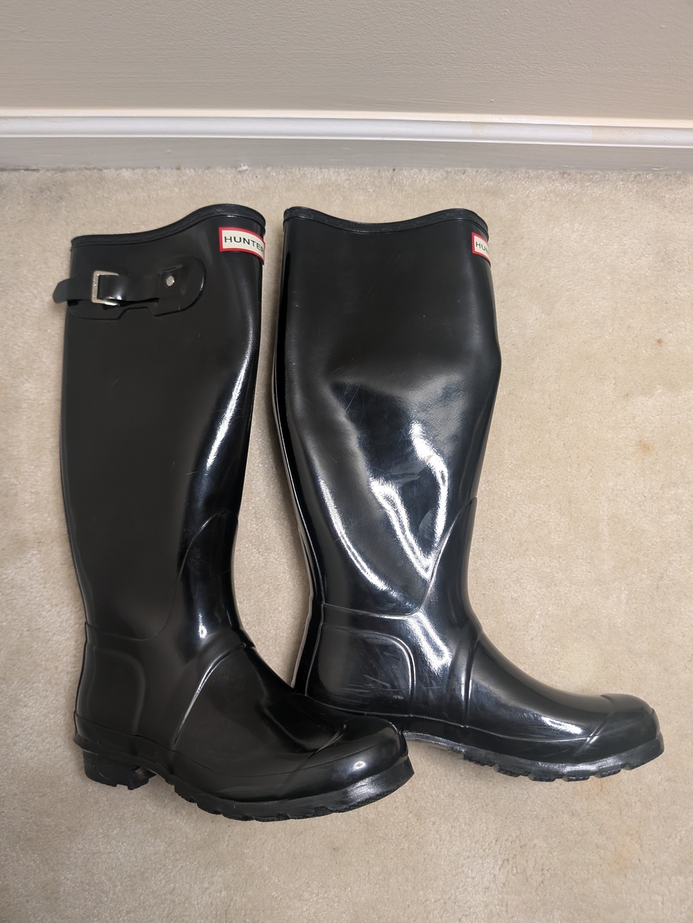 Hunter Black Gloss Tall Rain Boots with Logo Trim - Picture 9 of 16
